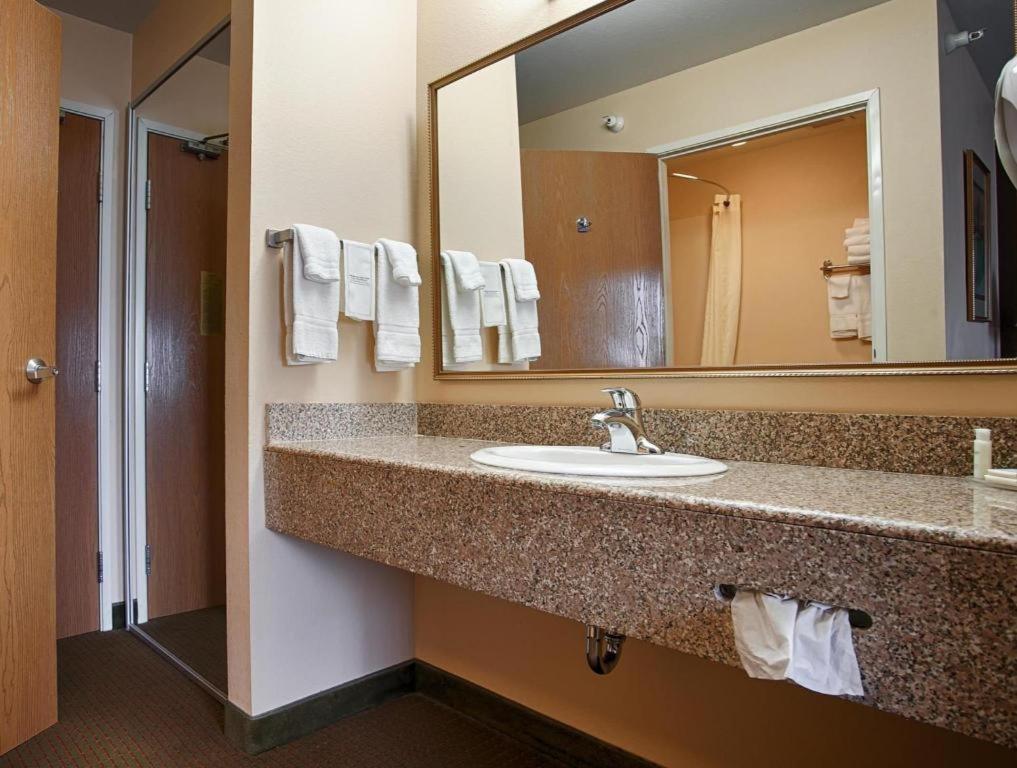 Best Western Manhattan Inn Ngoại thất bức ảnh