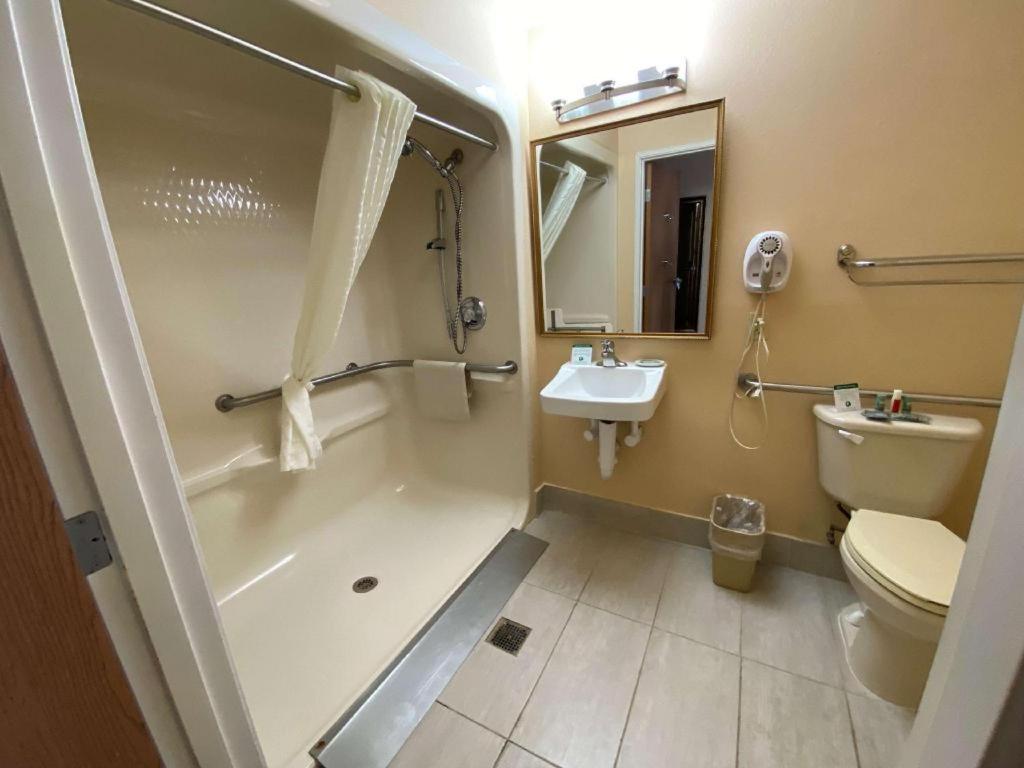 Best Western Manhattan Inn Ngoại thất bức ảnh